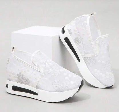 Chaussures plates en dentelle à plateforme pour femmes, baskets de Sport en maille respirantes, sandales décontractées, pour course à pied, plage, danse à bascule, nouvelle collection été 2023