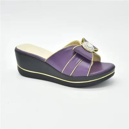 Dernières chaussures de mariage en cuir verni strass chaussures de mariée pour femmes 2025 chaussures à semelles compensées de luxe de créateur pour femmes escarpins à plate-forme