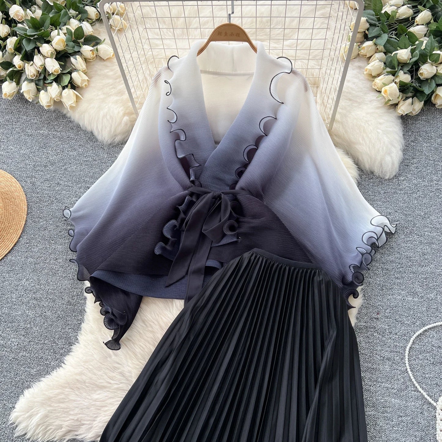 Miyake pli changement progressif couleur bord ondulé costume soleil jupe plissée à la mode et élégant deux pièces ensembles tenues pour femmes