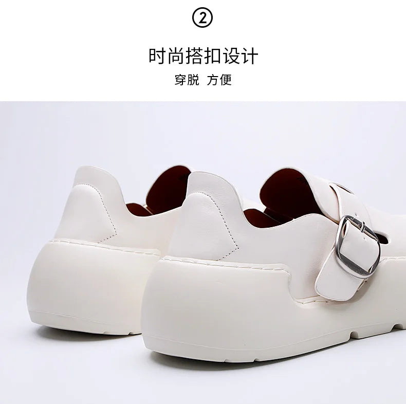 Été 2025 nouveaux mocassins en cuir respirants pour hommes semelles souples semelles épaisses confortables chaussures en cuir pour hommes à la mode et décontractées