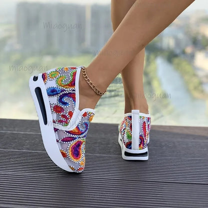 Femmes baskets nouvelle broderie plate-forme épaisse baskets femmes respirant maille mocassins printemps automne sans lacet chaussures décontractées pour les femmes