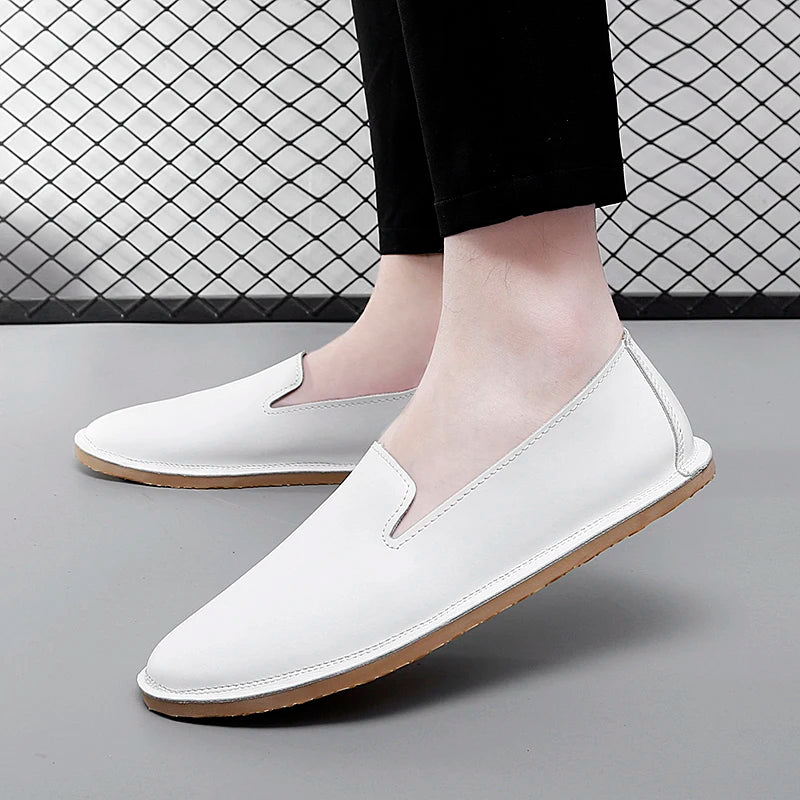 Chaussures à enfiler en cuir faites à la main, mocassins décontractés et souples pour hommes, mocassins simples et confortables, chaussures de bateau respirantes, chaussures plates d'affaires à la mode