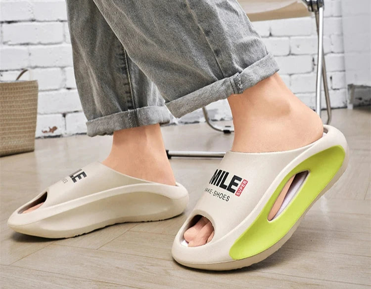 Chaussons pour hommes EVA pantoufles nouvel été décontracté hommes chaussures de plage mode doux antidérapant pantoufle plate-forme pantoufles à enfiler pour hommes