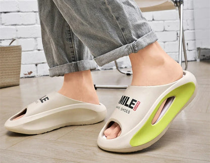 Chaussons pour hommes EVA pantoufles nouvel été décontracté hommes chaussures de plage mode doux antidérapant pantoufle plate-forme pantoufles à enfiler pour hommes