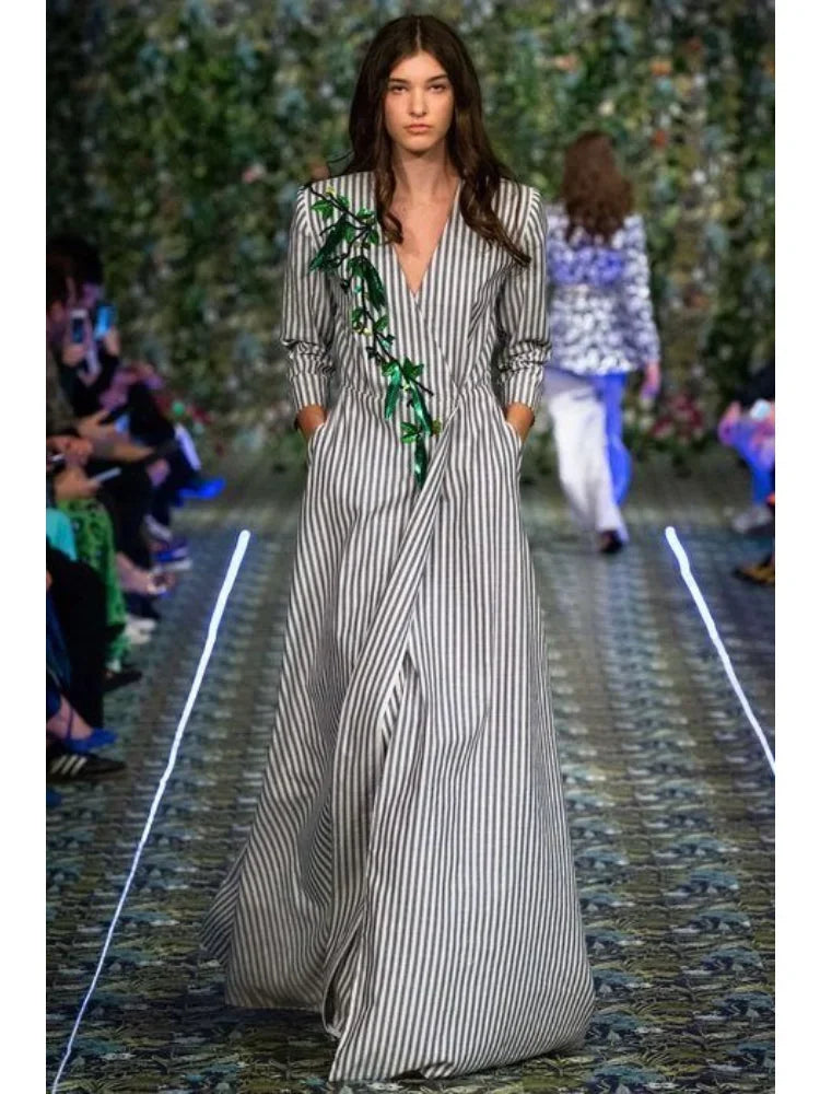 Onecozyday robe de mode pour femmes col en v manches longues longueur de plancher robe trapèze rayé taille haute robes de soirée 2025 nouveau