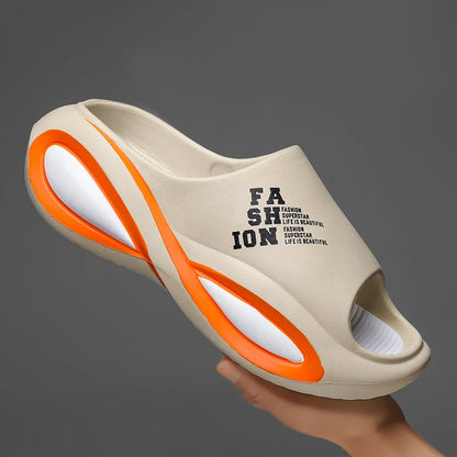 2024 Nouveaux chaussons pour hommes Sandales d'intérieur et d'extérieur Plage Confortables Diapositives souples Hommes Chaussures décontractées Tongs Pantoufles de maison Sandales