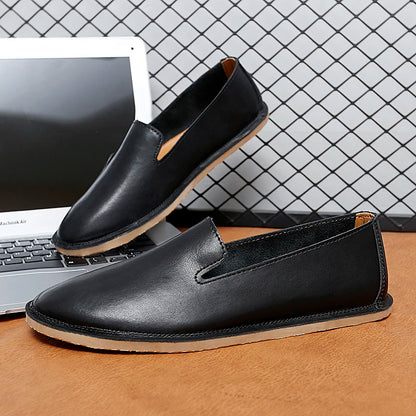 Chaussures à enfiler en cuir faites à la main, mocassins décontractés et souples pour hommes, mocassins simples et confortables, chaussures de bateau respirantes, chaussures plates d'affaires à la mode