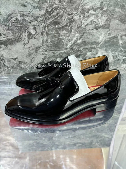 Chaussures d'affaires décontractées pour hommes, cuir véritable, gland, classique, sans lacet, cuir verni, antidérapant, polyvalent, mariage, nouveau, 2024