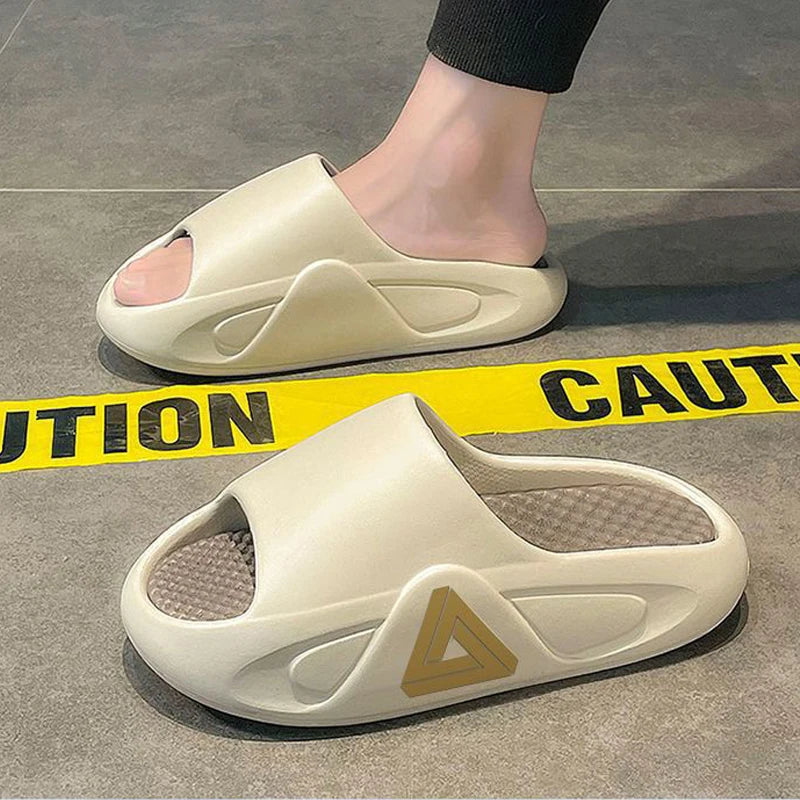 Pantoufles d'été à semelle épaisse pour hommes et femmes, sandales d'intérieur à fond souple EVA, chaussures de plage légères, tongs