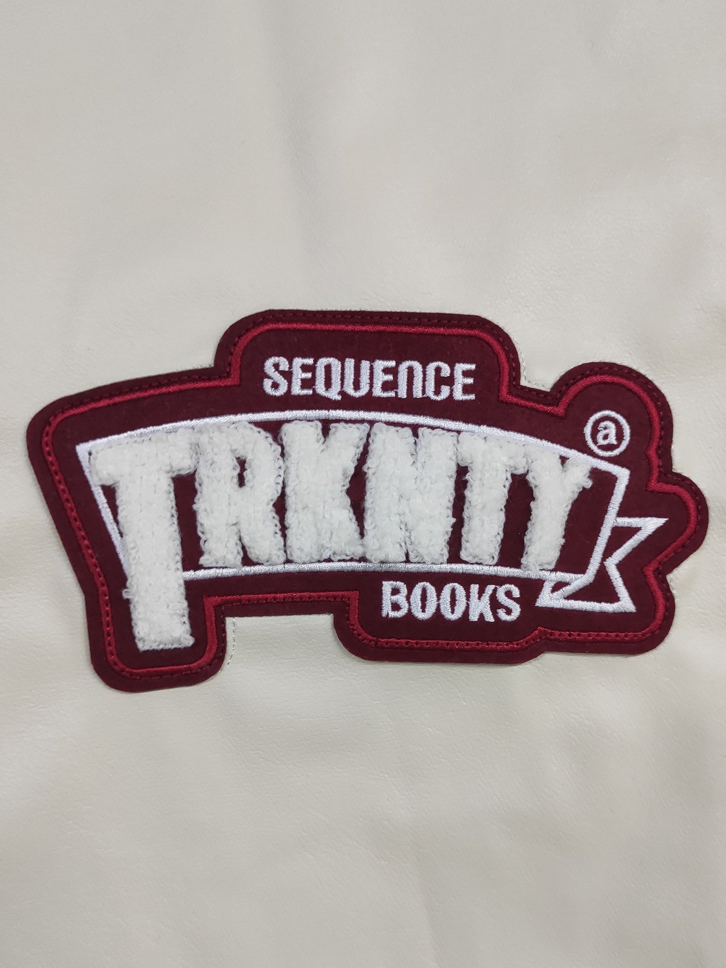 Mens Fashionable Letter Print Varsity Jacket - Color Block Button Up for Spring/Fall - Casual Style Perfect for School or Baseball