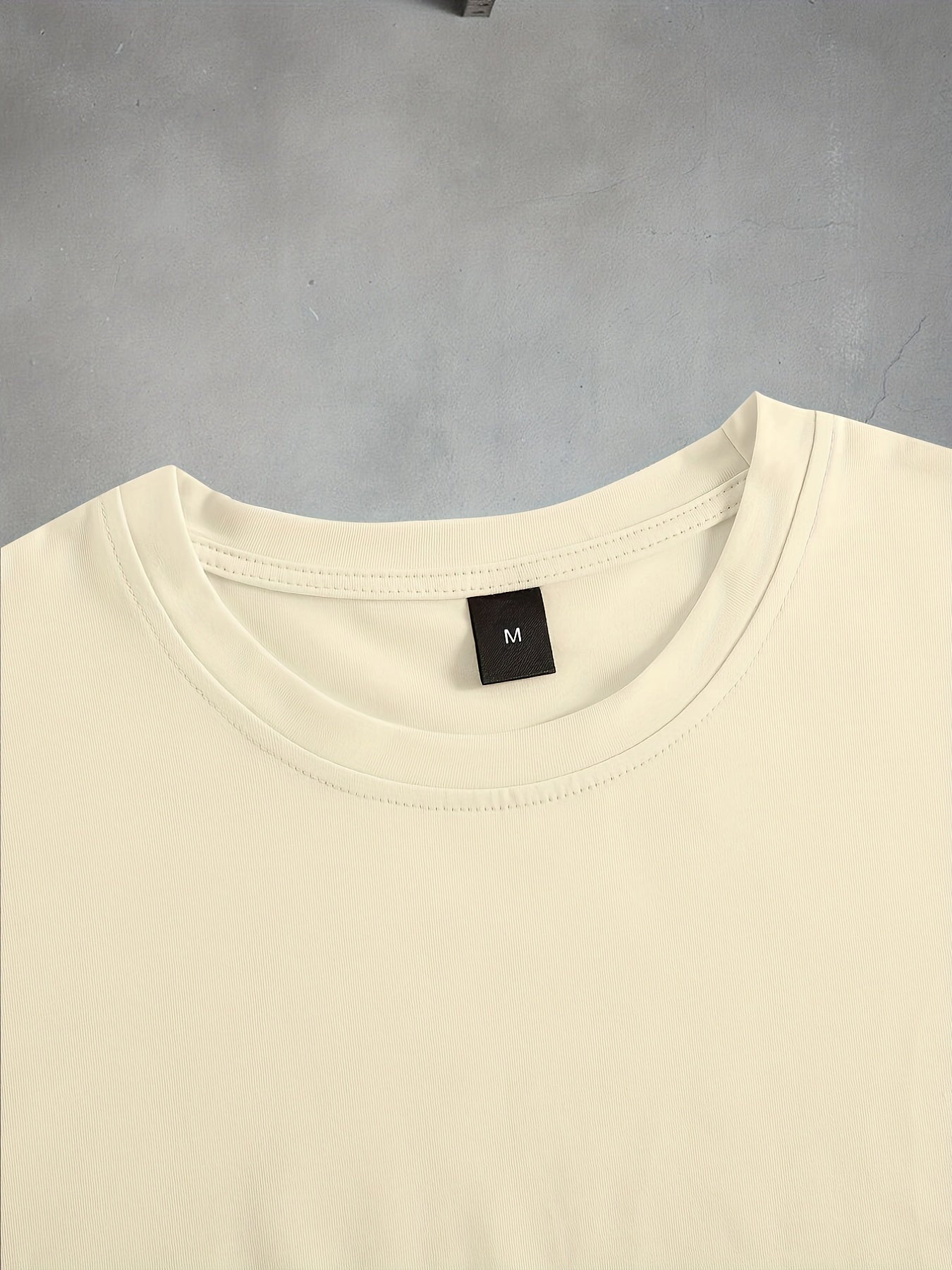 Stylish Basketball Player Pattern Print Men's Comfy Chic T-shirt, Graphic Tee Men's Summer Outdoor Clothes, Men's Clothing, Tops For Men, For Halloween