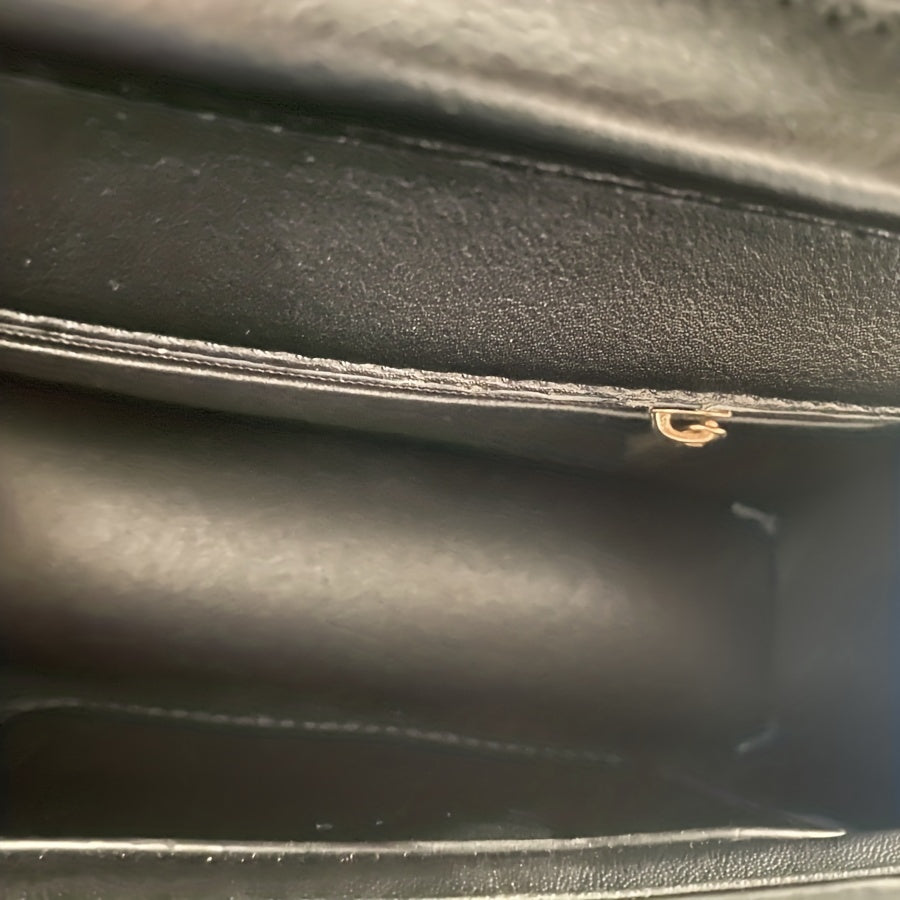 Women's Crocodile Pattern Crossbody Bag - Retro Chain Shoulder Bag with Luxury Square Purse Design