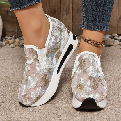 Women's Running Shoes, Mesh Breathable Lightweight Versatile Classic Embroidery Sport Shoes