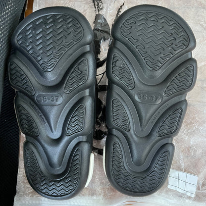 Cloud Slides Teardrop Motif Print Pillow Slippers - Non-Slip, Open-Toe, Breathable, Soft EVA Insoles, Slip-On Design, Perfect for Indoor, Outdoor, Beach, and Shower Use in Spring and Summer