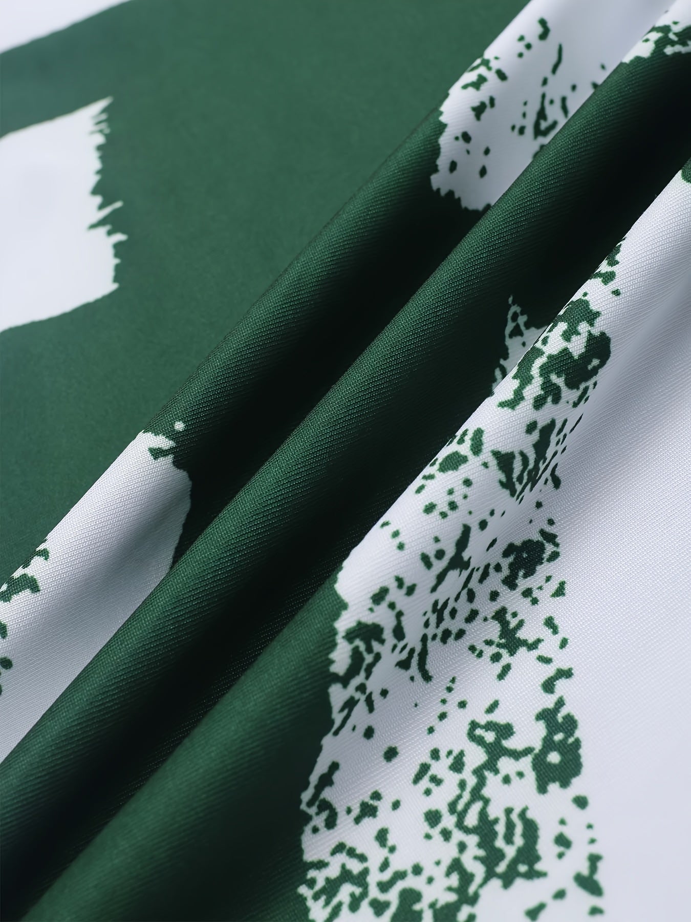 Plus Size Round Neck Colorblock Curved Hem Casual Tank Top