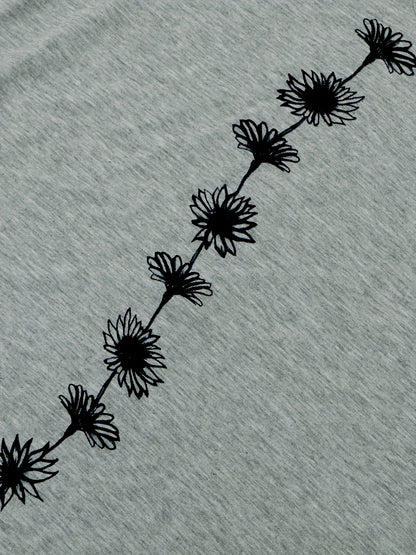 Chic Summertime Floral Tank Top – Breezy Sleeveless Notch Neck Design – Versatile Womens Fashion