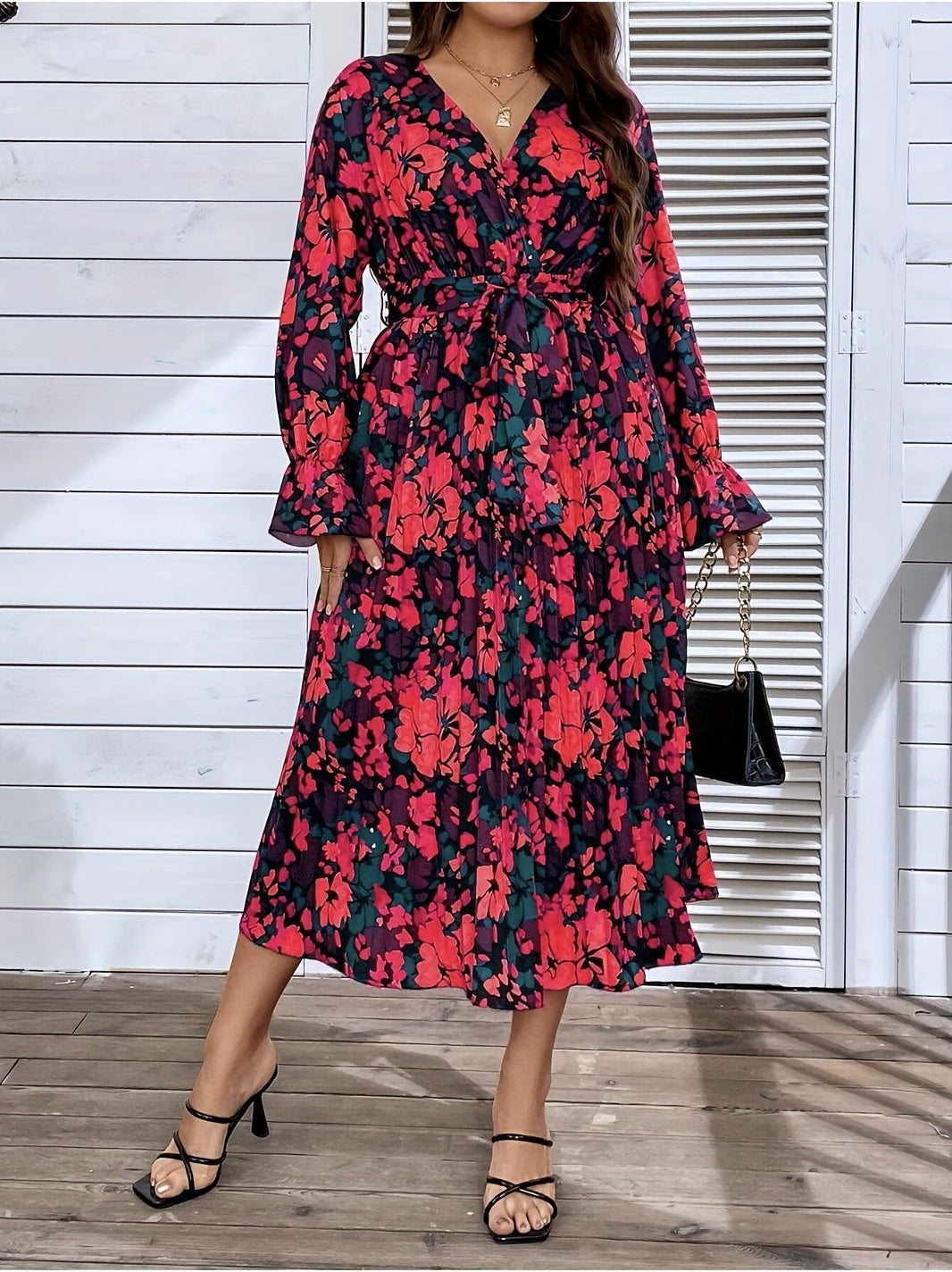 Plus Size Casual Dress, Women's Plus Floral Print Lantern Sleeve Surplice Neck Slight Stretch Midi Dress With Belt