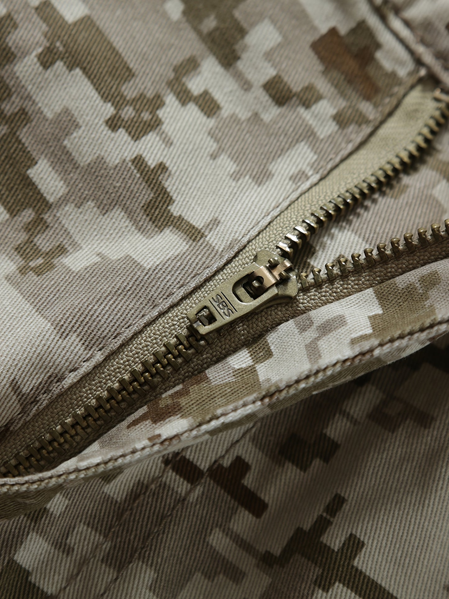 AKNAVY Solid Cotton Camo Multi Flap Pockets Men's Straight Leg Cargo Pants, Loose Casual Outdoor Pants, Men's Work Pants For Hiking Fishing Angling